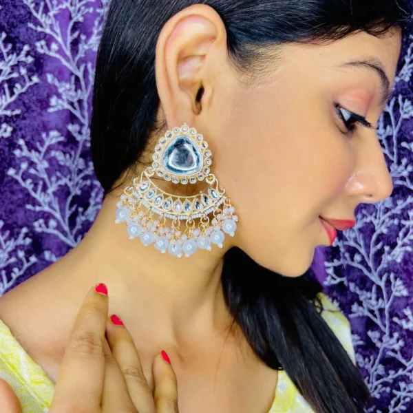 white earings, earrings , treditional earrings, kundan earrings