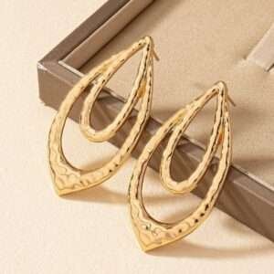 Leaf Deisgn Golden Zicriquite Metal Earring