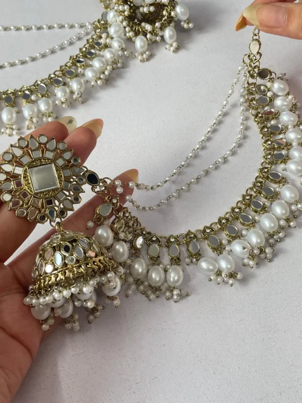 WhatsApp Image 2024-12-24 at 19.56.40_3bc1a124 Tazmeen Beautiful Long Kundan Bahubali With Tana