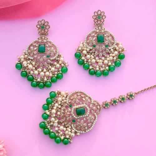 green earrings, green earring, green earring with mangtika, earrings with mangtika, green chandbali with mangtika, wearable jewells