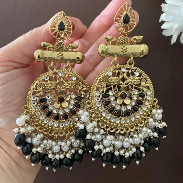 Sajal Rounded Chandbali – Black