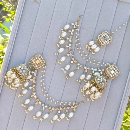 Jhumka with teeka, Jhumka, Earring, white Jhumka, Kundan Earring, Mirror Earrings, Chandni, Earrings