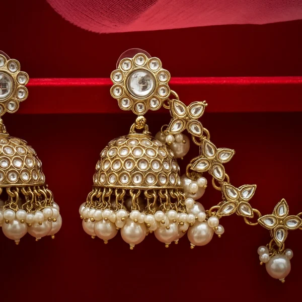 RAGINI JHUMKA, WHITE SET, WHITE JHUMKA, GOLDEN JHUMKA, WEARABLE JEWELLS.