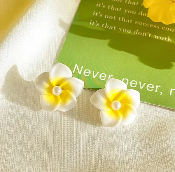 Playful Flowy Posies Earrings