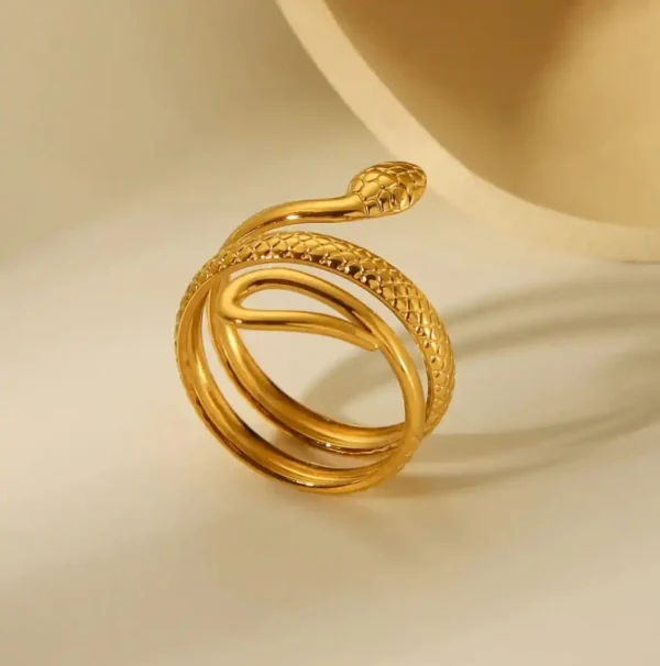 Snake Slay Gold Ring