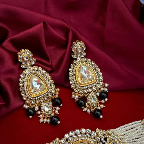 Sharvika Premium Necklace Choker Set - Black