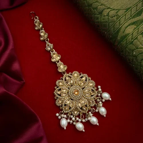 Kavita Pakistani Zadau Maang Tika