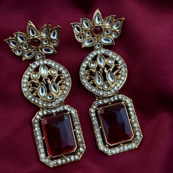 Shelie Premium Studs - Mehrun