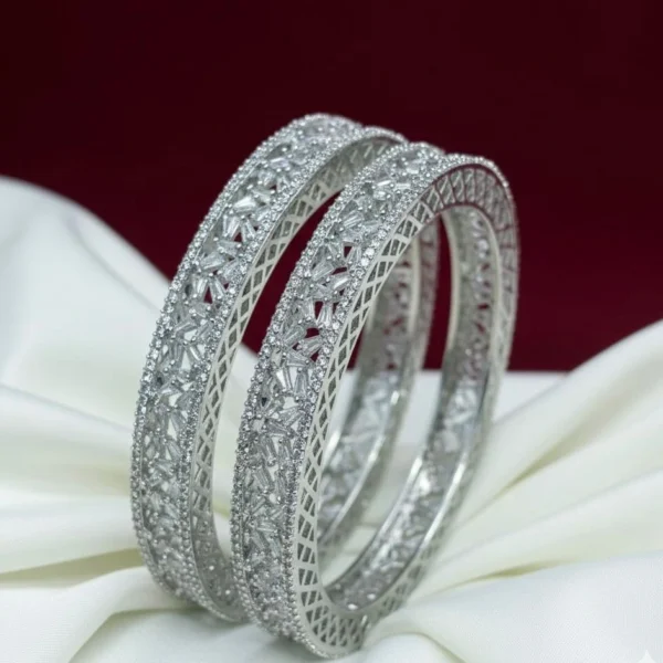 Jasleen American Diamond Pachelli