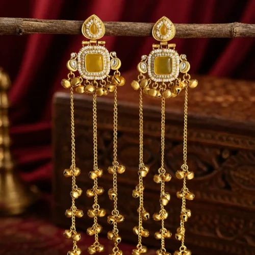 Ahnoor Premium Brass With Moissanite Stone - Yellow